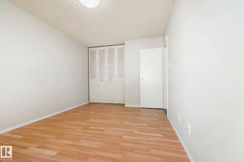6533 180 Street Nw, Edmonton, AB - Indoor Photo Showing Other Room