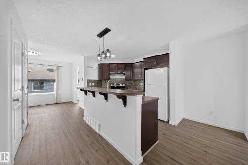 2115 32 Street Nw, Edmonton, AB 