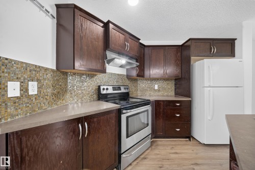 2115 32 Street Nw, Edmonton, AB 