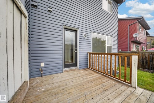 2115 32 Street Nw, Edmonton, AB 