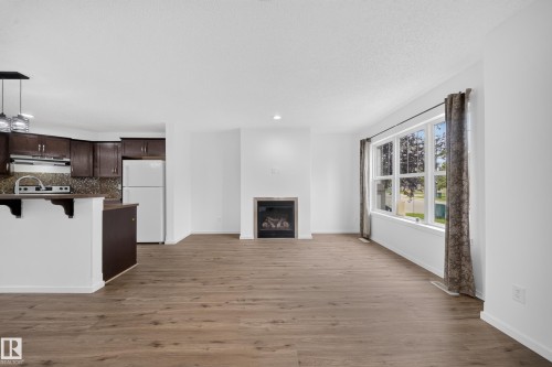 2115 32 Street Nw, Edmonton, AB 