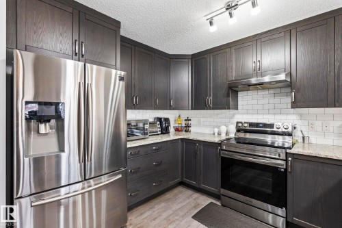 1711 27 Street Nw, Edmonton, AB 
