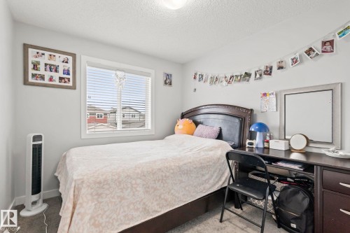 1711 27 Street Nw, Edmonton, AB 