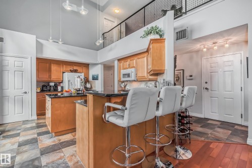 #108 10108 125 St Nw, Edmonton, AB 