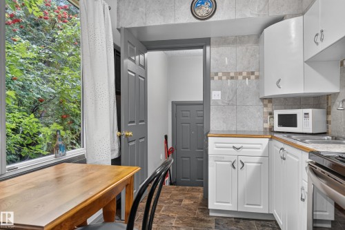 9317 112 Avenue Nw, Edmonton, AB 