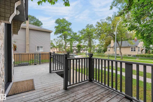 9317 112 Avenue Nw, Edmonton, AB 