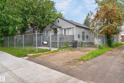 9317 112 Avenue Nw, Edmonton, AB 