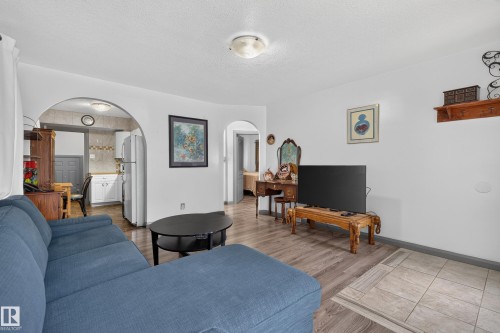 9317 112 Avenue Nw, Edmonton, AB 
