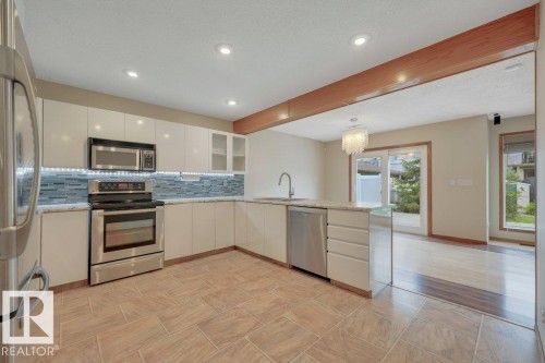 17927 92A Street Nw, Edmonton, AB 