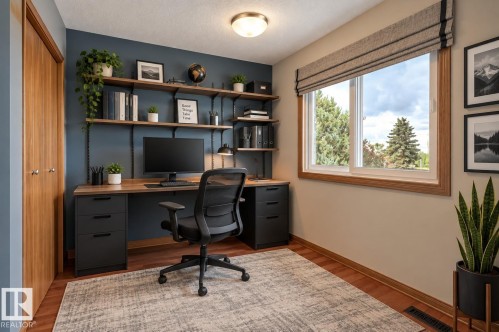 17927 92A Street Nw, Edmonton, AB 