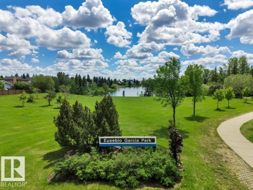 17927 92A Street Nw, Edmonton, AB 