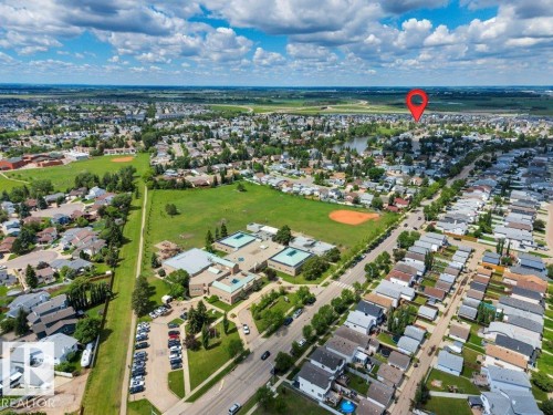 17927 92A Street Nw, Edmonton, AB 