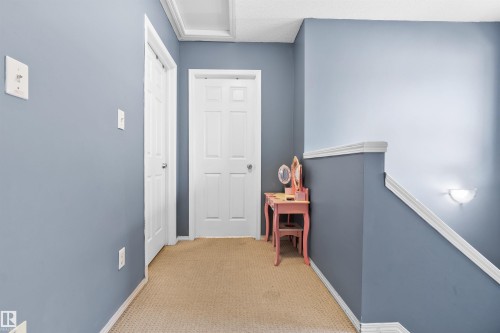 #36 2503 24 St Nw, Edmonton, AB - Indoor Photo Showing Other Room