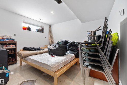 #36 2503 24 St Nw, Edmonton, AB - Indoor