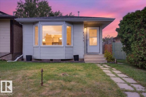 4110 35 Street NW  Edmonton, AB T6L 5S3