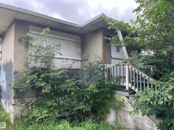 10209 92 Street NW  Edmonton, AB T5H 1T2