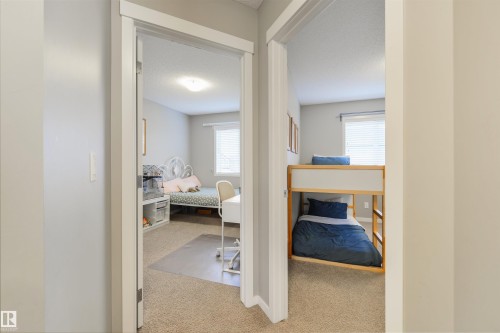 5228 20 Avenue Sw, Edmonton, AB 