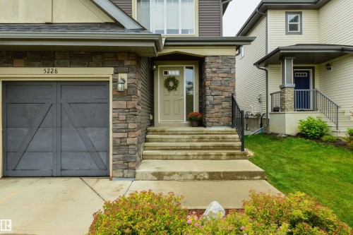 5228 20 Avenue Sw, Edmonton, AB 