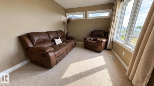 14504 141 Street Nw, Edmonton, AB 