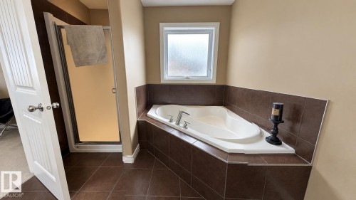 14504 141 Street Nw, Edmonton, AB 