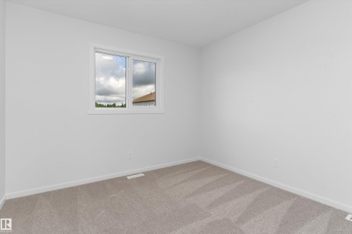 210 Stetson Loop, Ardrossan, AB 