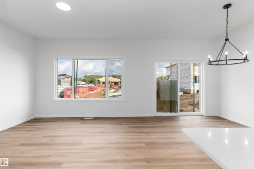 210 Stetson Loop, Ardrossan, AB 