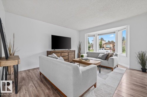 18703 57 Avenue Nw, Edmonton, AB 