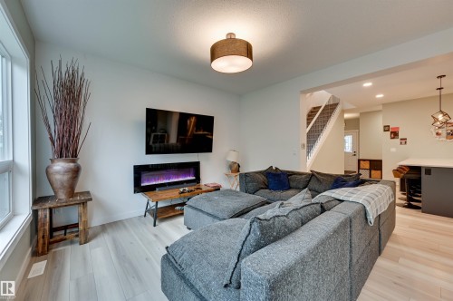 662 Astoria Way, Devon, AB 