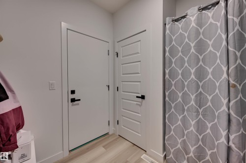 662 Astoria Way, Devon, AB 