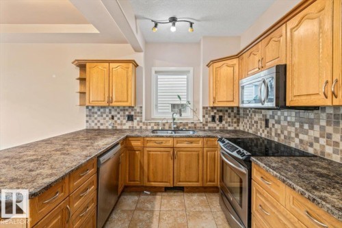 20743 56 Avenue Nw, Edmonton, AB 