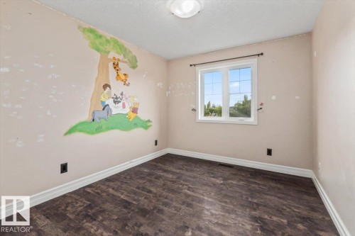20743 56 Avenue Nw, Edmonton, AB 