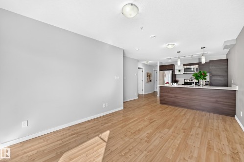 #302 9523 160 Av Nw, Edmonton, AB 