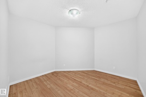#302 9523 160 Av Nw, Edmonton, AB 