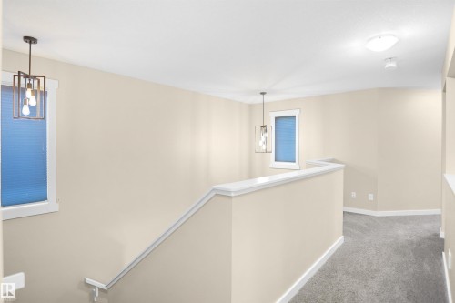 7812 18 Avenue Sw, Edmonton, AB 