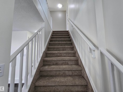 21208 89A Avenue Nw, Edmonton, AB 