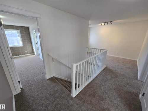 21208 89A Avenue Nw, Edmonton, AB 