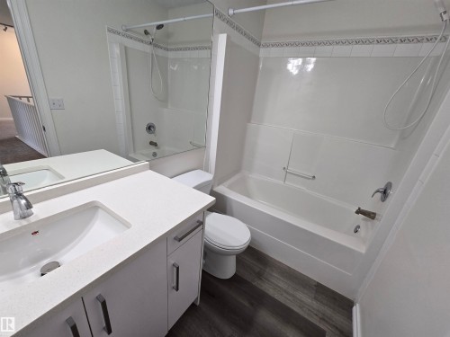 21208 89A Avenue Nw, Edmonton, AB 