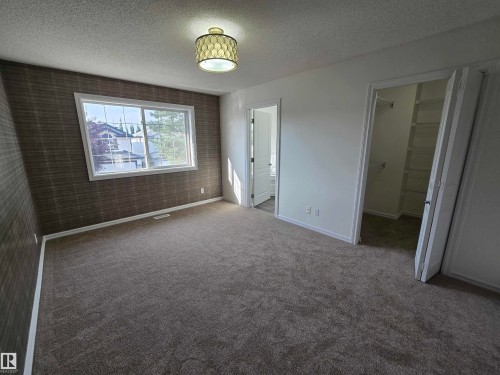 21208 89A Avenue Nw, Edmonton, AB 
