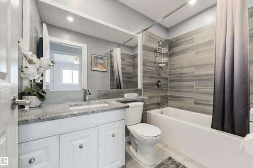 417 Hollick-Kenyon Road Nw, Edmonton, AB 