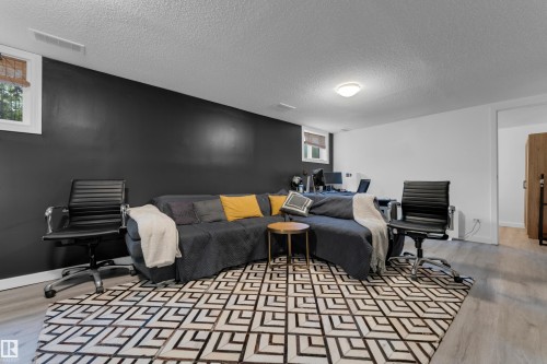 12938 123 St Nw, Edmonton, AB 