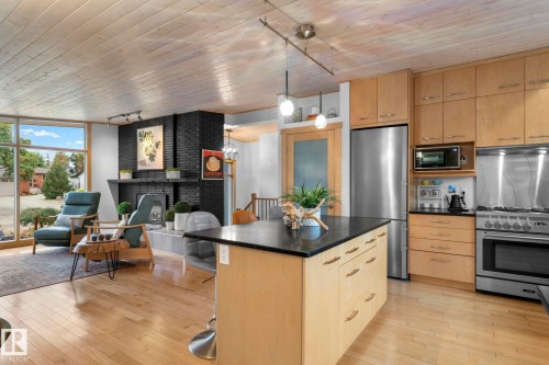 7415 Rowland Road Nw, Edmonton, AB 