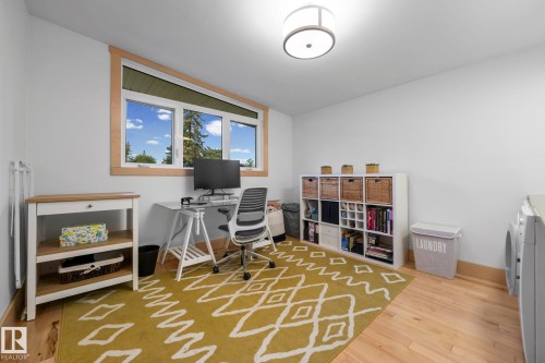 7415 Rowland Road Nw, Edmonton, AB 