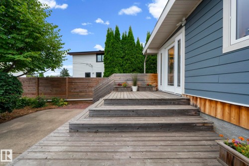7415 Rowland Road Nw, Edmonton, AB 