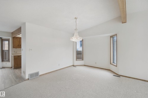 5828 181 Street Nw, Edmonton, AB 
