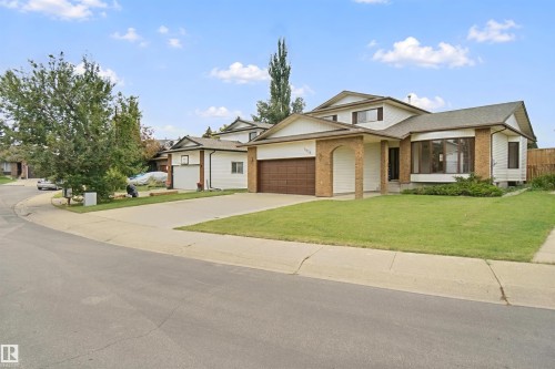 5828 181 Street Nw, Edmonton, AB 