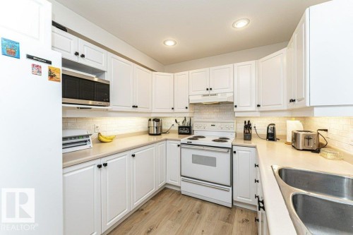 9787 176 Street Nw, Edmonton, AB 