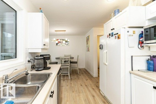 9787 176 Street Nw, Edmonton, AB 