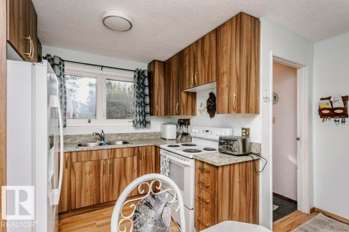 23 Hughes Road Nw, Edmonton, AB 