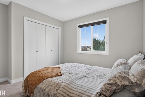 5130 Godson Close Nw, Edmonton, AB 