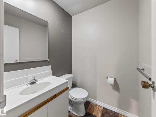 57 Woodvale Village Nw, Edmonton, AB 